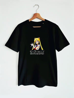 T-SHIRT UNISEX / SAILOR MOON USAGI “ GIRLS HAVE TO BE STRONG”